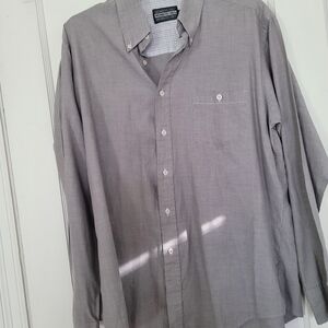Men's Gray Member's Only Button-Up Shirt